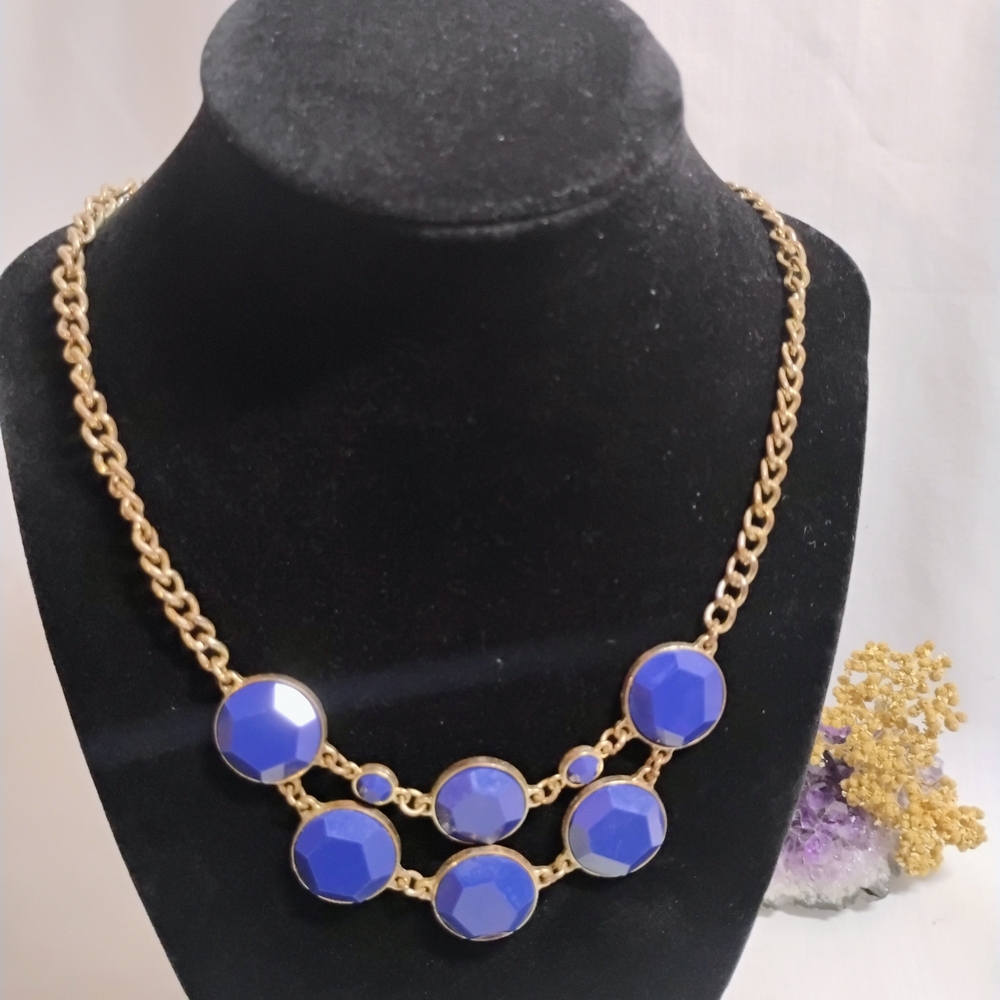 Elegant Blue and Gold Necklace